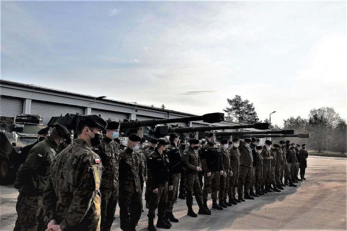 Do Bolesławca trafiła pierwsza partia samobieżnych haubic KRAB