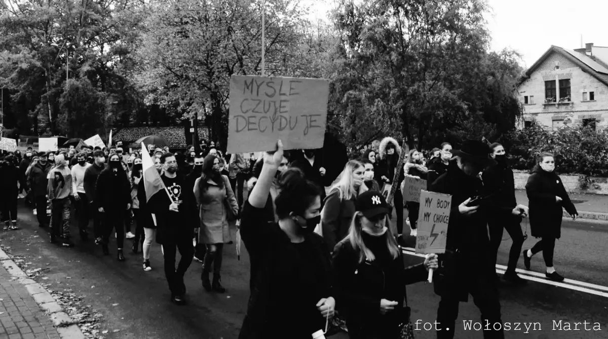 Reportaż z protestów Marty Wołoszyn