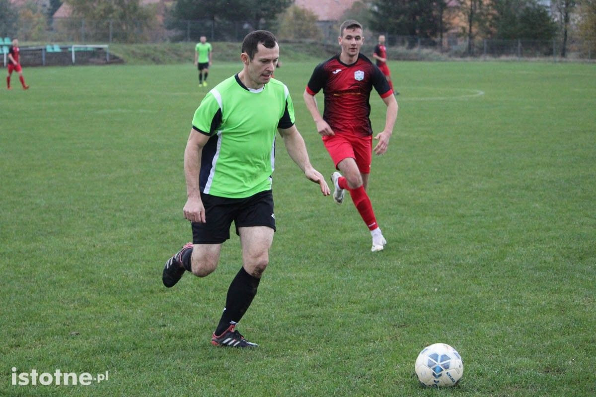 BKS wygrywa w Wykrotach