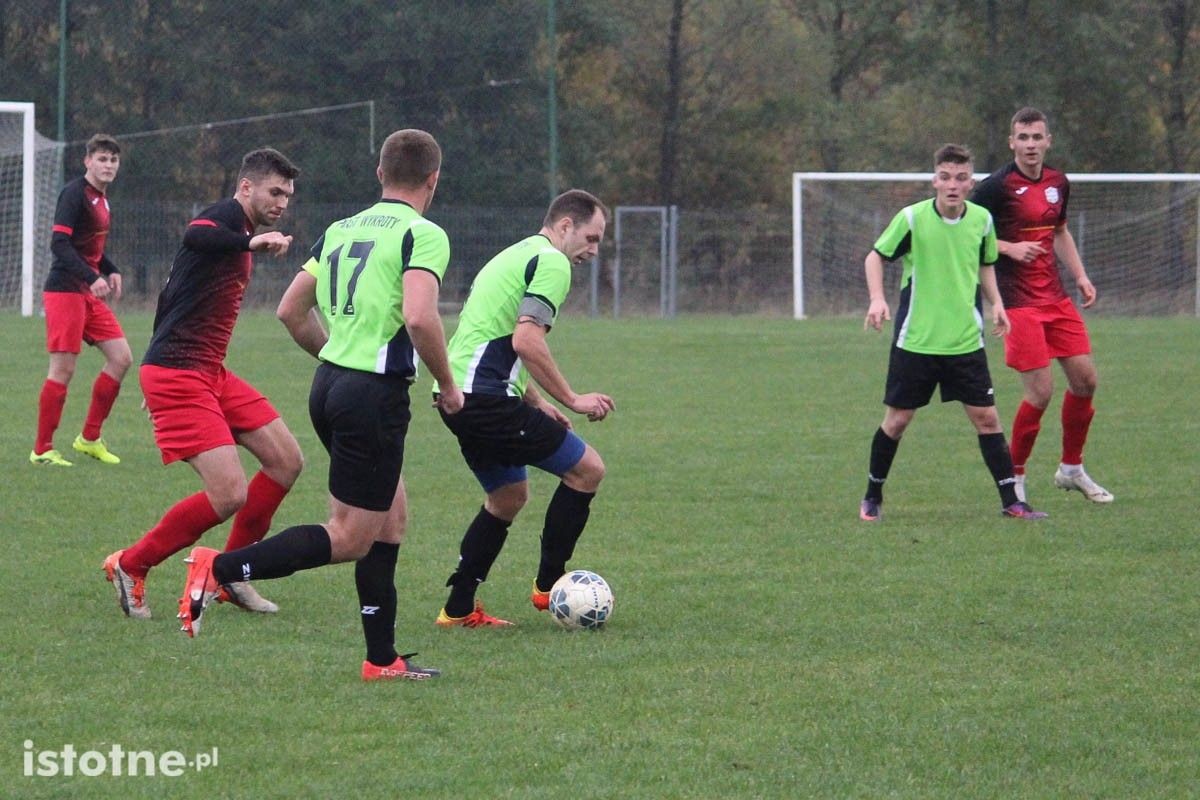 BKS wygrywa w Wykrotach