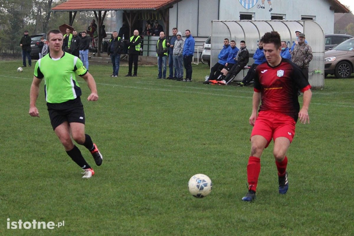 BKS wygrywa w Wykrotach