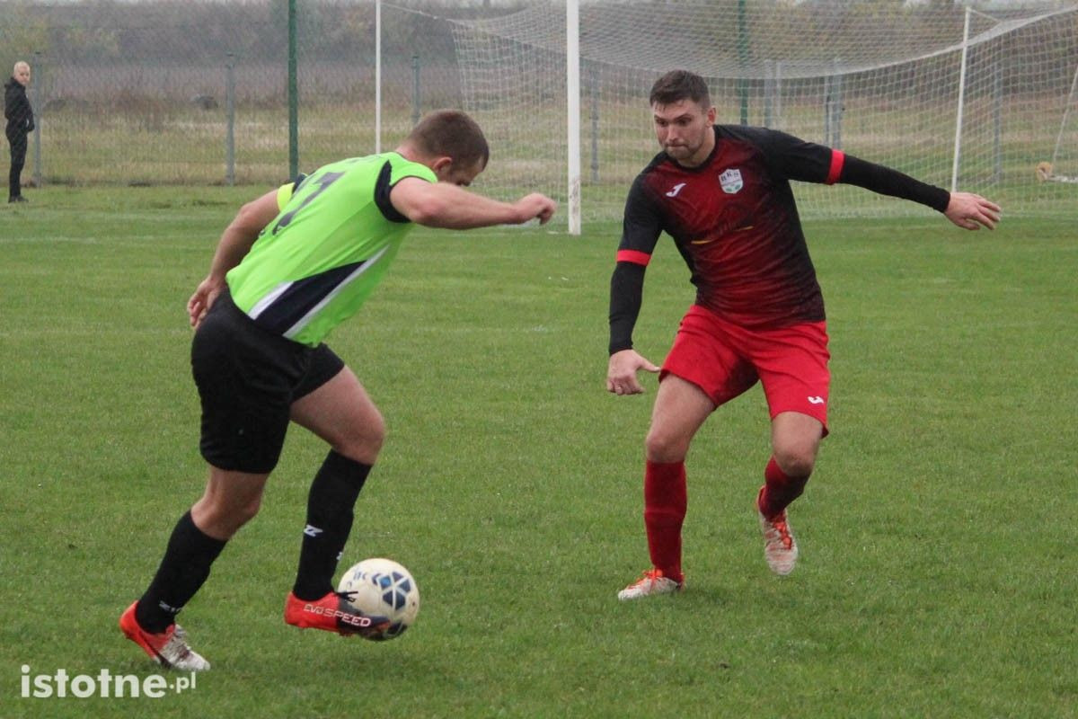 BKS wygrywa w Wykrotach