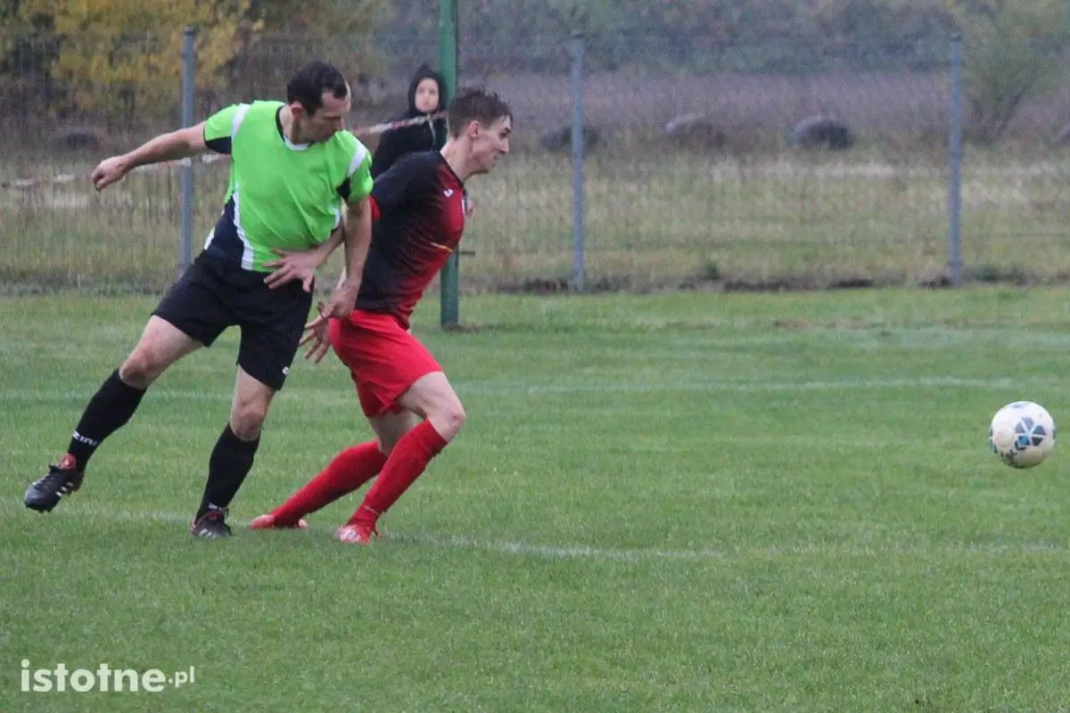BKS wygrywa w Wykrotach