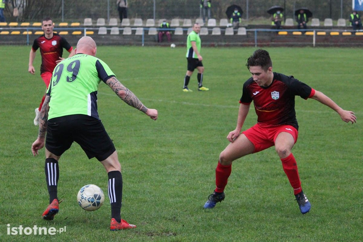 BKS wygrywa w Wykrotach