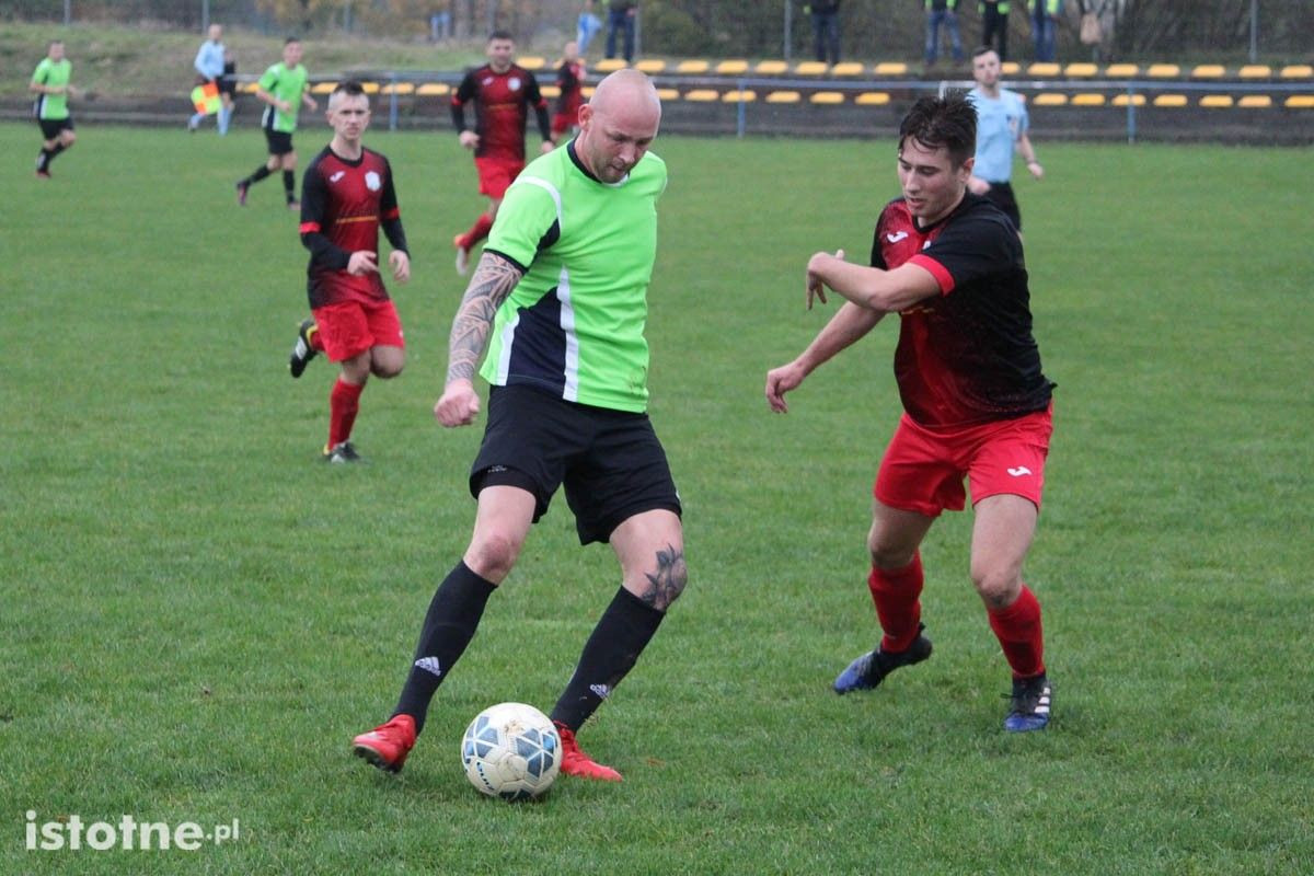 BKS wygrywa w Wykrotach