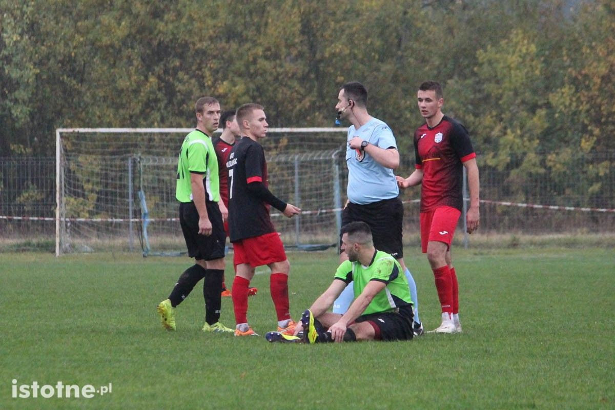 BKS wygrywa w Wykrotach