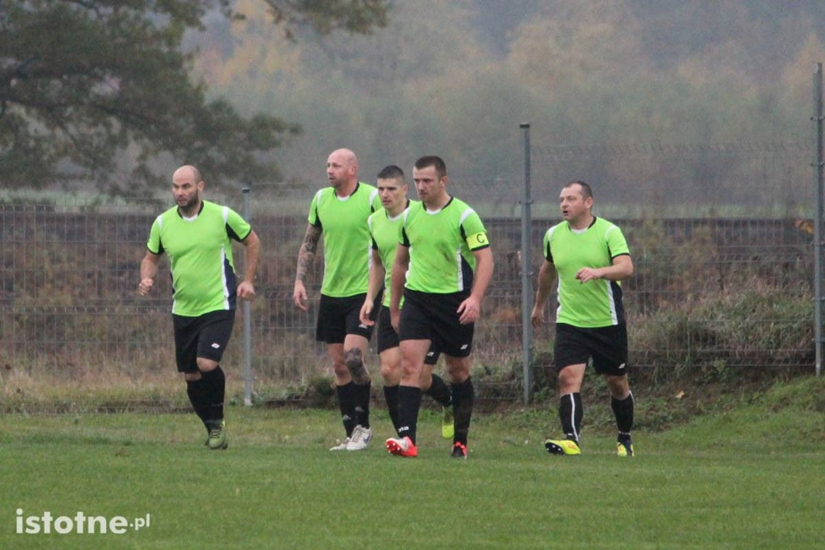 BKS wygrywa w Wykrotach