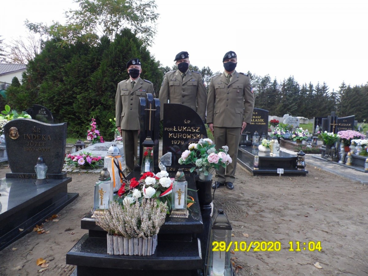 Świętoszowscy pancerniacy pamiętali o zmarłych kolegach