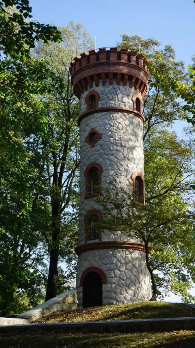Wieża widokowa w Nowogrodźcu (powiat bolesławiecki)