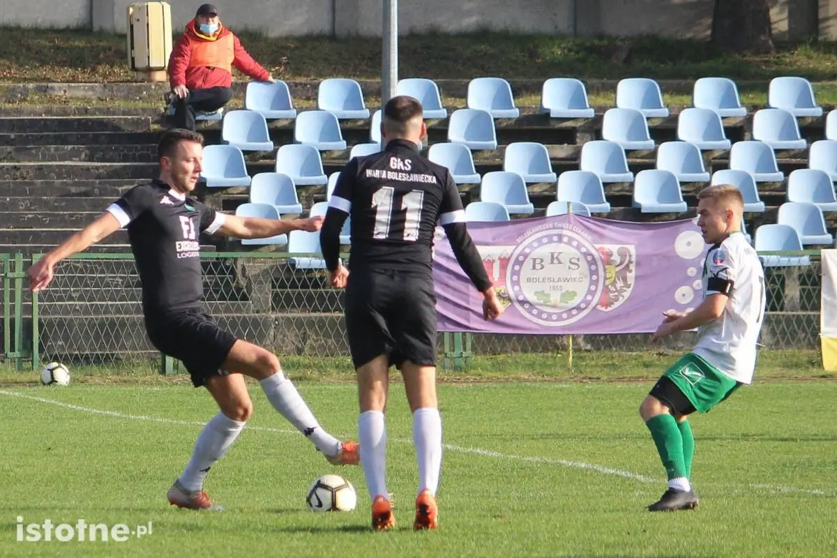 Warta wygrywa z BKS-em w derbach powiatu