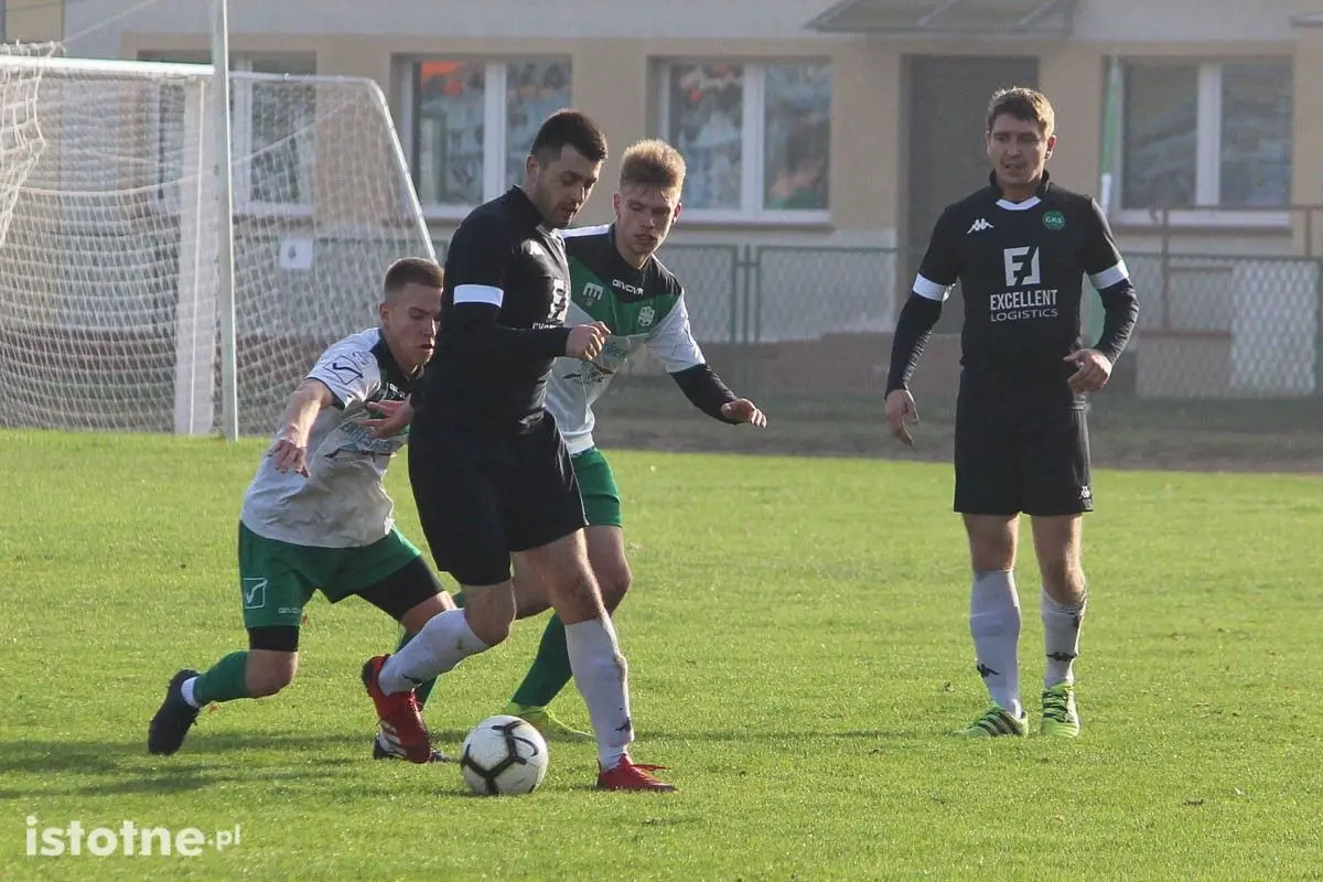 Warta wygrywa z BKS-em w derbach powiatu