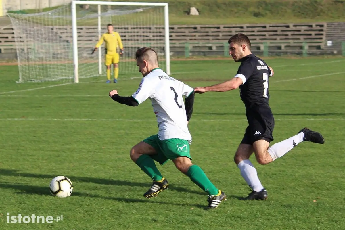 Warta wygrywa z BKS-em w derbach powiatu