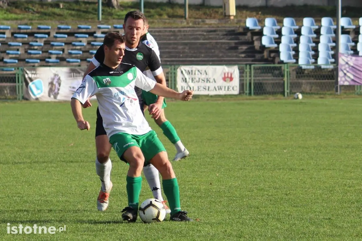 Warta wygrywa z BKS-em w derbach powiatu