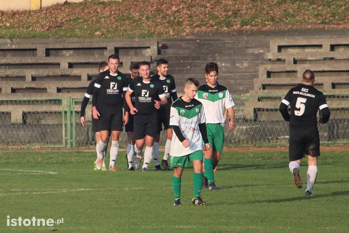 Warta wygrywa z BKS-em w derbach powiatu