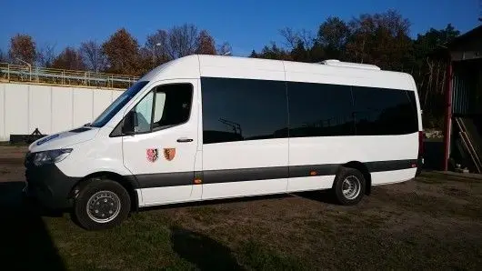 Gmina Gromadka: nowy autobus służący do przewozu osób niepełnosprawnych