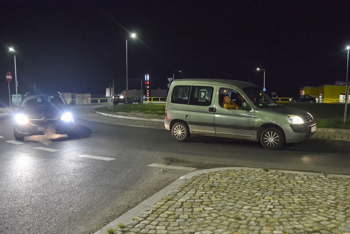 Zmotoryzowany protest przy rondzie Solidarności