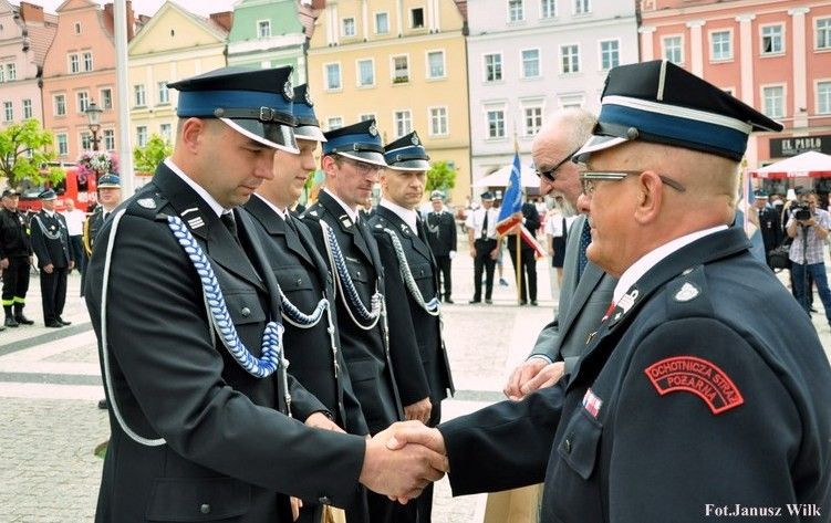 Zbigniew Bożęcki na zdjęciach Janusza Wilka z KP PSP Bolesławiec