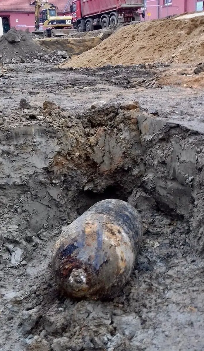 100 kg bombę lotniczą znaleziono na terenie budowy