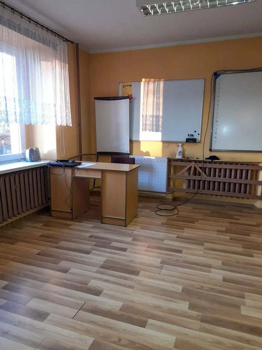 Szkoła w Sędzimirowie
