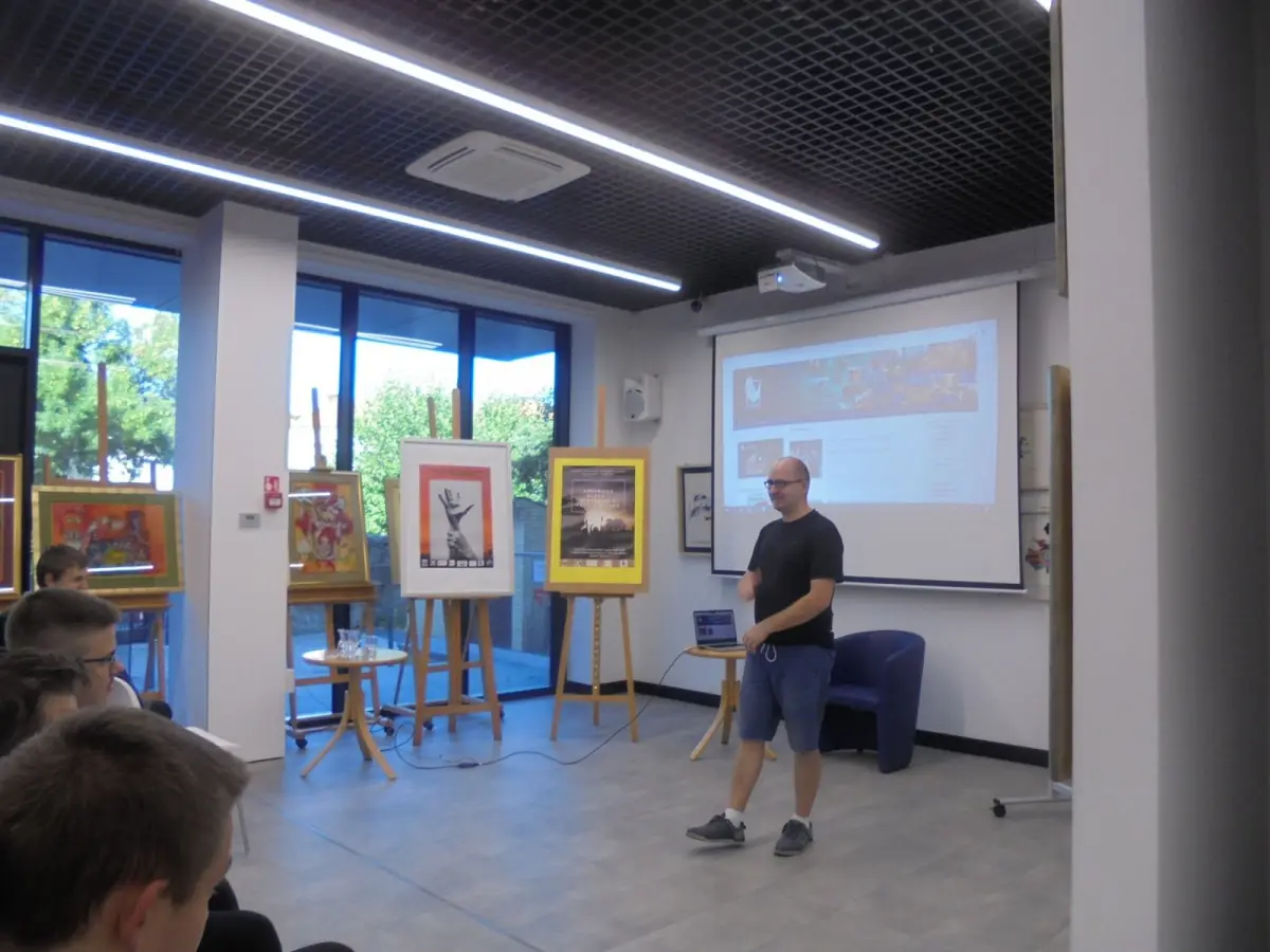 Projekt "A mury runą..."