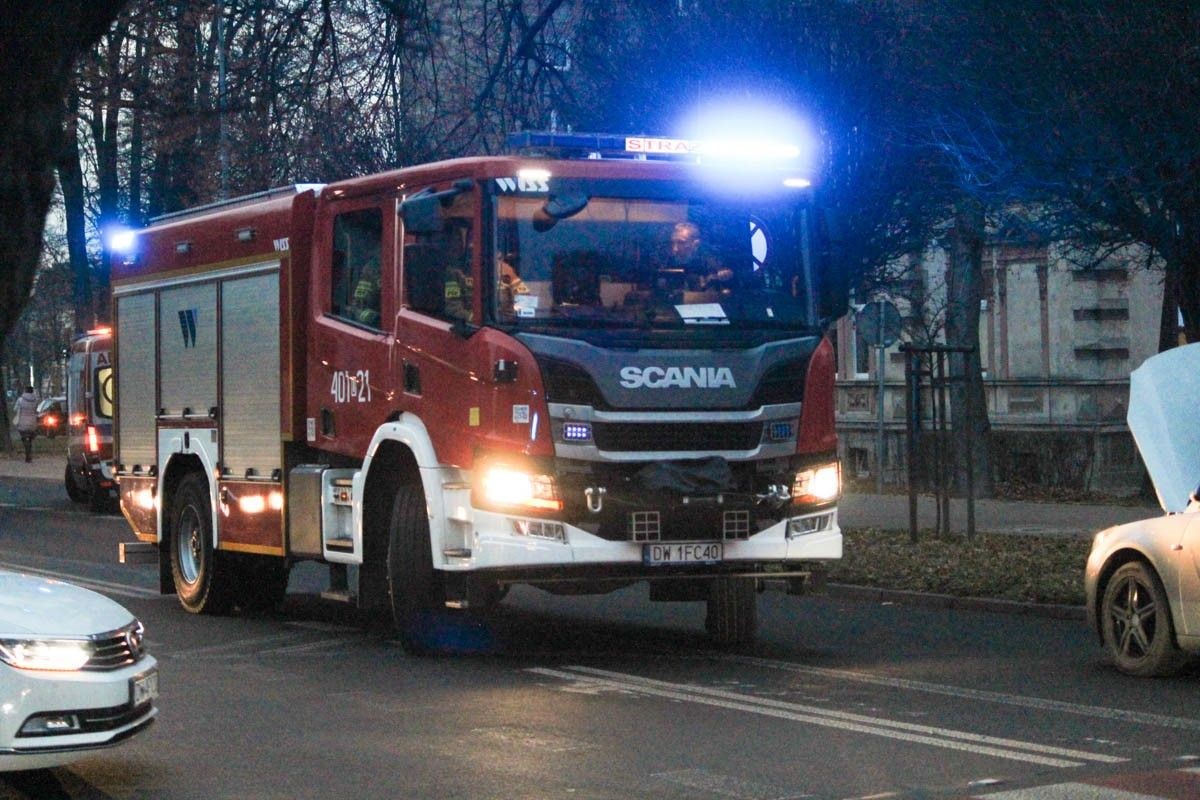 Volkswagen najechał na tył Opla przy alei Tysiąclecia