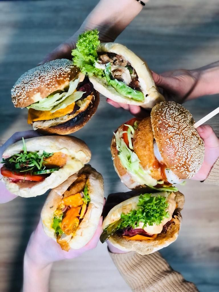 Rzemieślnicze pity i burgery w Winestone Bolesławiec