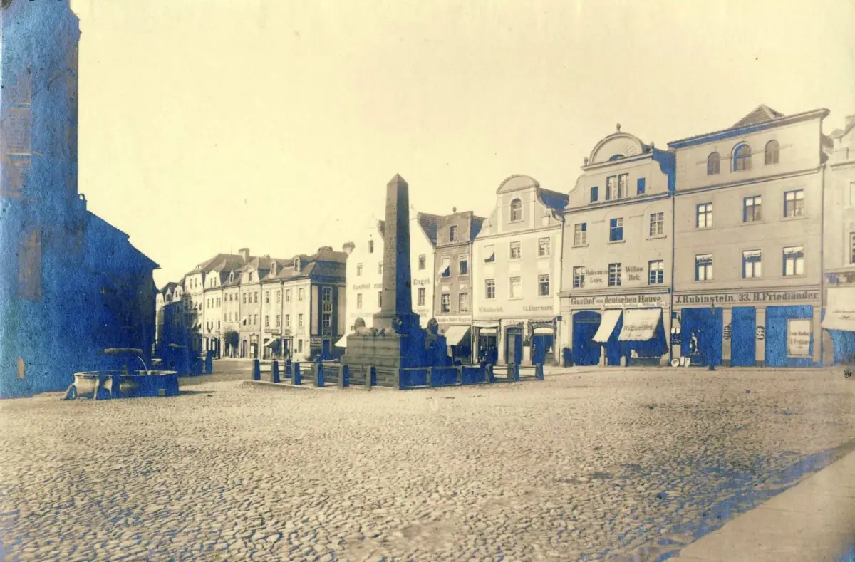 Widok na północno-wschodnią część Rynku, 1889 r., ze zbiorów Haus Schlesien