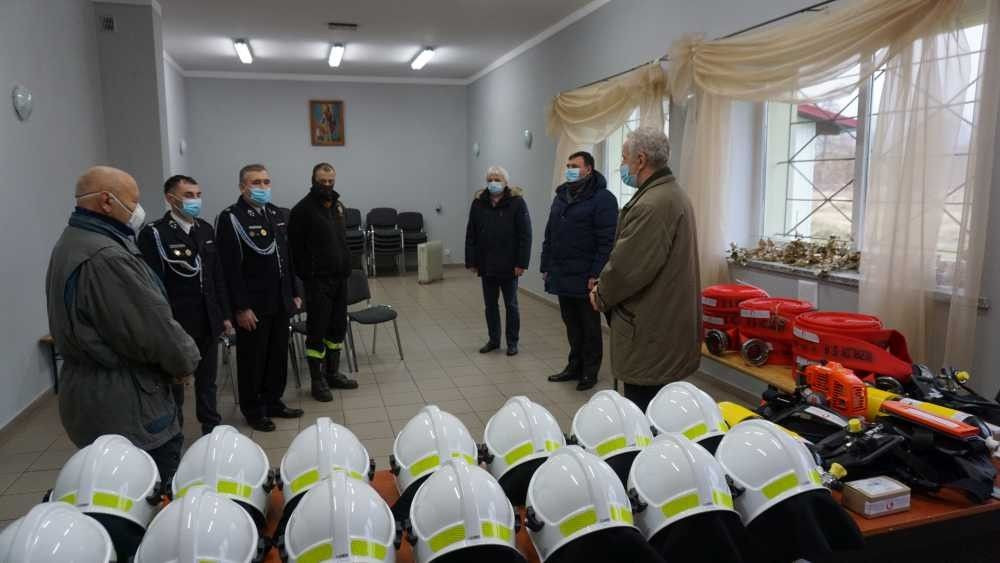 Przekazanie sprzętu i wyposażenia OSP Gierałtów