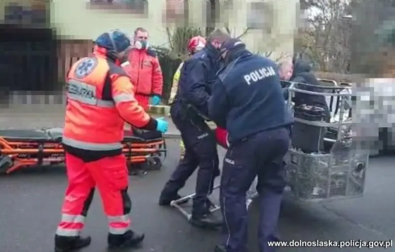 Akcja służb w Lubinie i mundurowi, którzy uratowali 34-latka