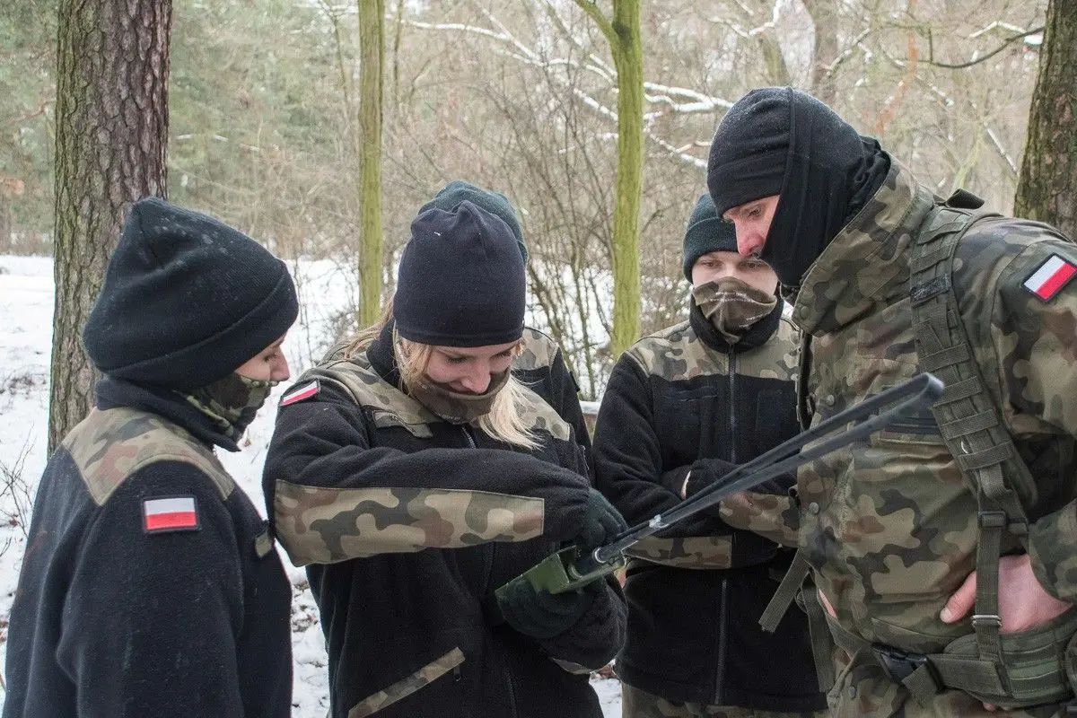 Klasy mundurowe w 10 Brygadzie Kawalerii Pancernej w Świętoszowie