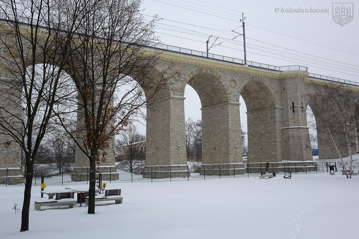 Wiadukt Plaza zimą