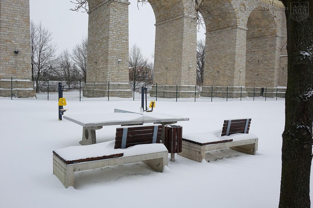 Wiadukt Plaza zimą