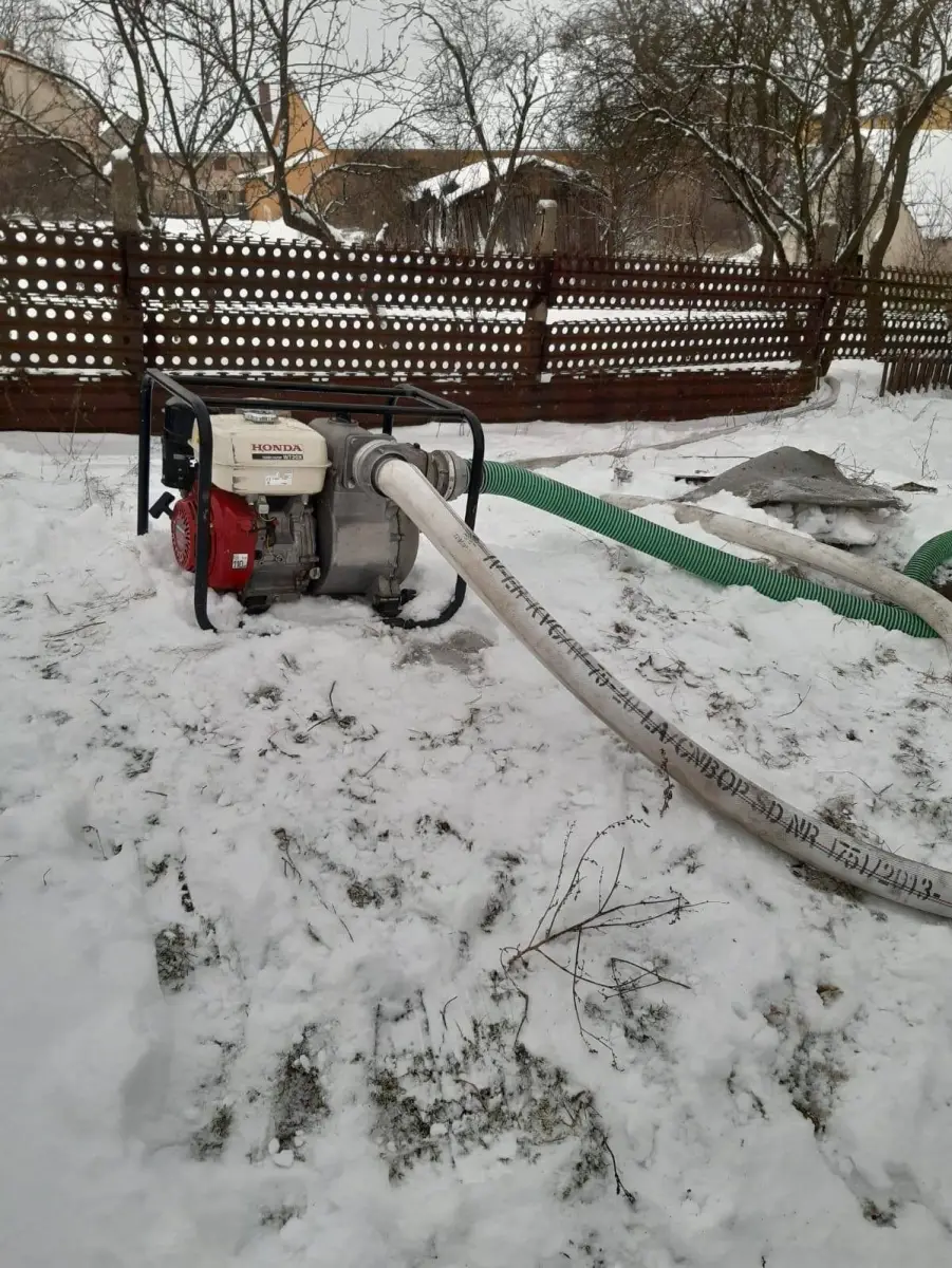 Akcja straży pożarnej w miejscowości Osła
