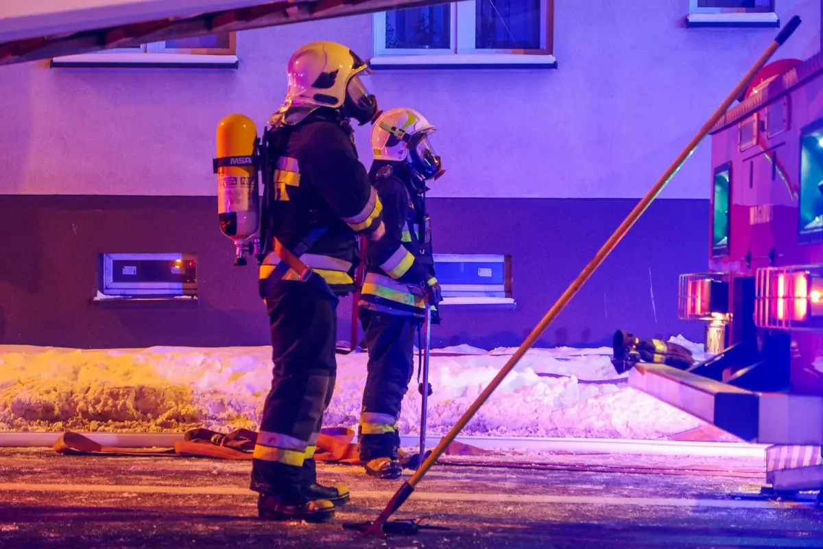 Pożar w kamienicy przy ulicy Żwirki i Wigury 3 w Bolesławcu