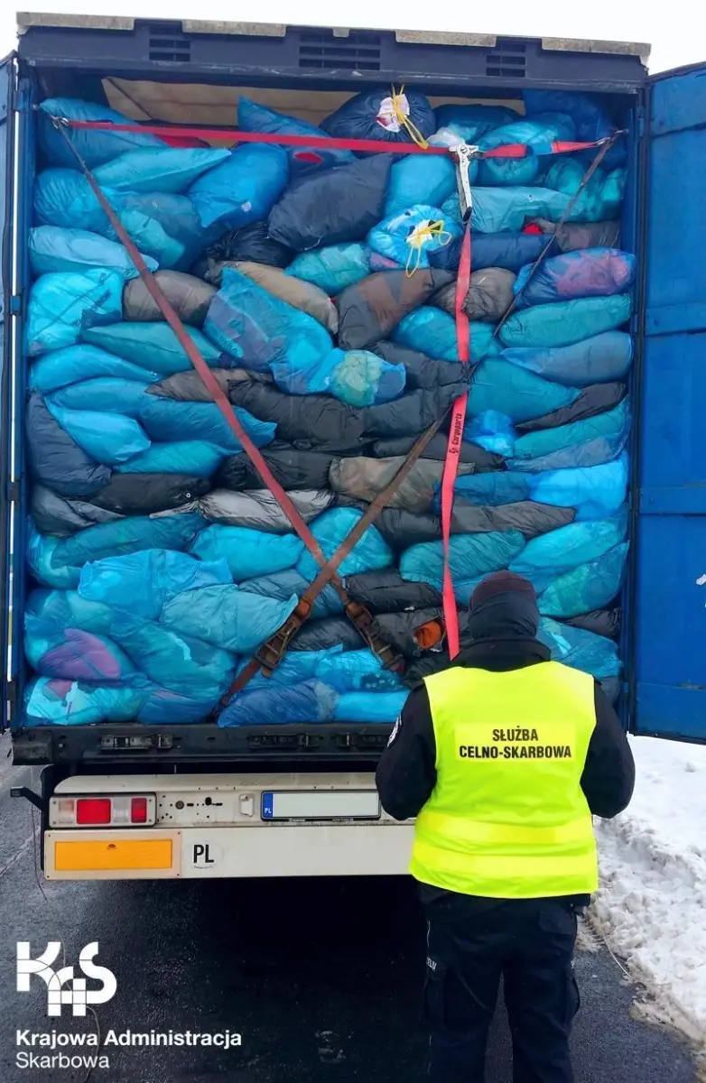 Transport 40 ton odpadów z Niemiec