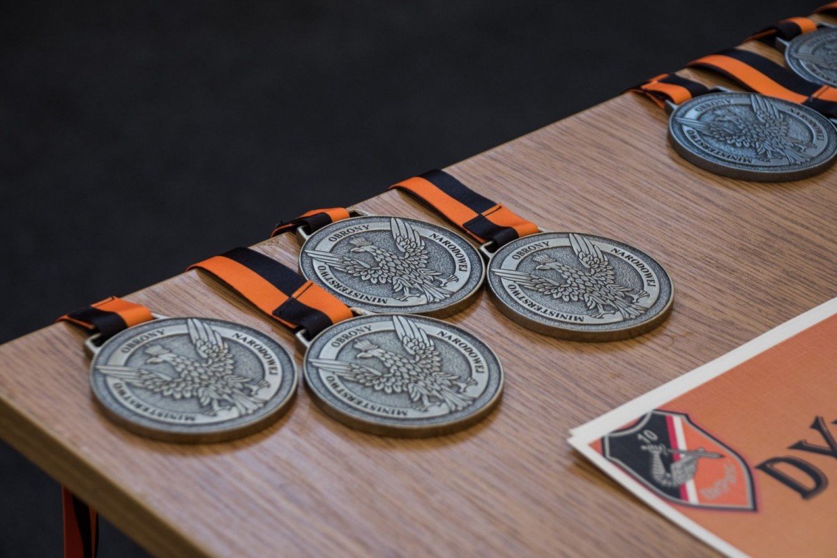 Najlepsi tenisiści w 10 Brygadzie Kawalerii Pancernej w Świętoszowie