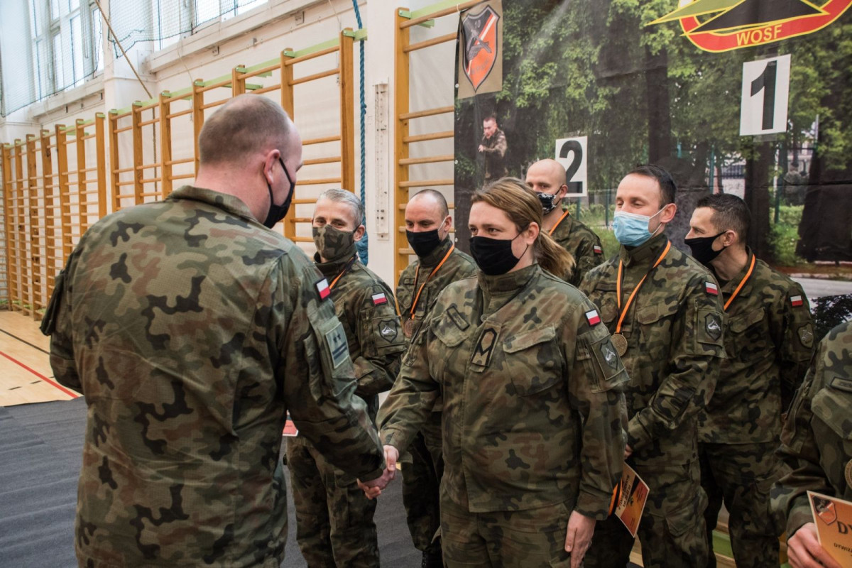 Najlepsi tenisiści w 10 Brygadzie Kawalerii Pancernej w Świętoszowie