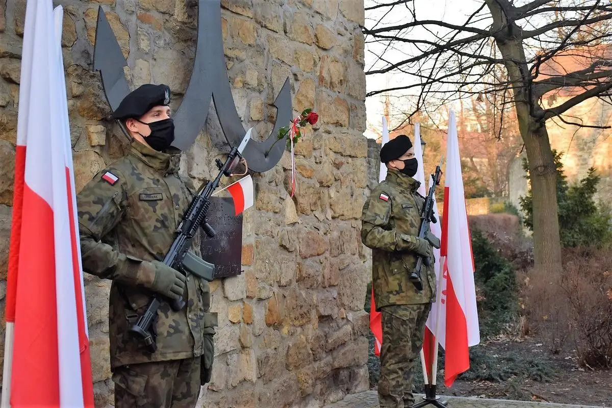 Żołnierze 23 Śląskiego Pułku Artylerii w Bolesławcu