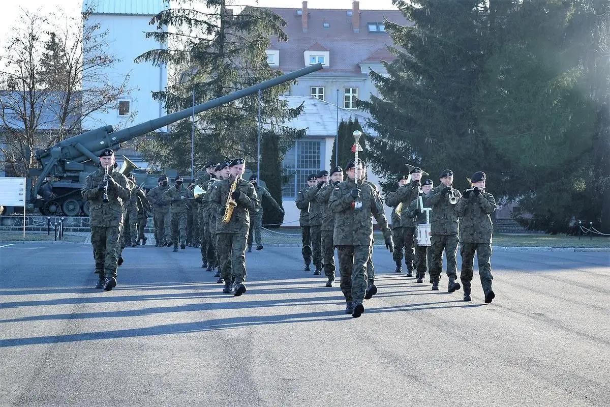 Przysięga elewów w 23 Śląskim Pułku Artylerii