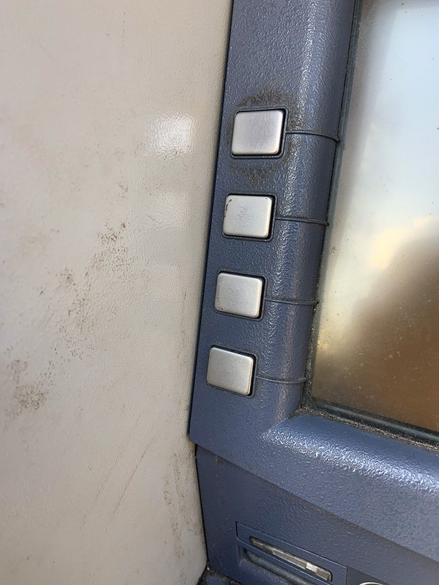 Bankomat przy ulicy Sądowej w Bolesławcu