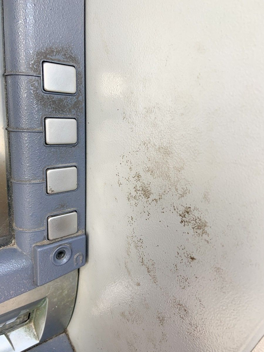 Bankomat przy ulicy Sądowej w Bolesławcu