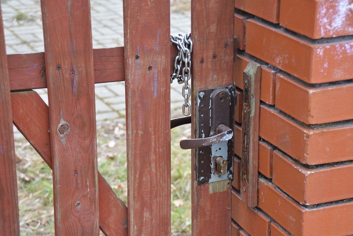 Plac zabaw przy al. Wojska Polskiego w Bolesławcu