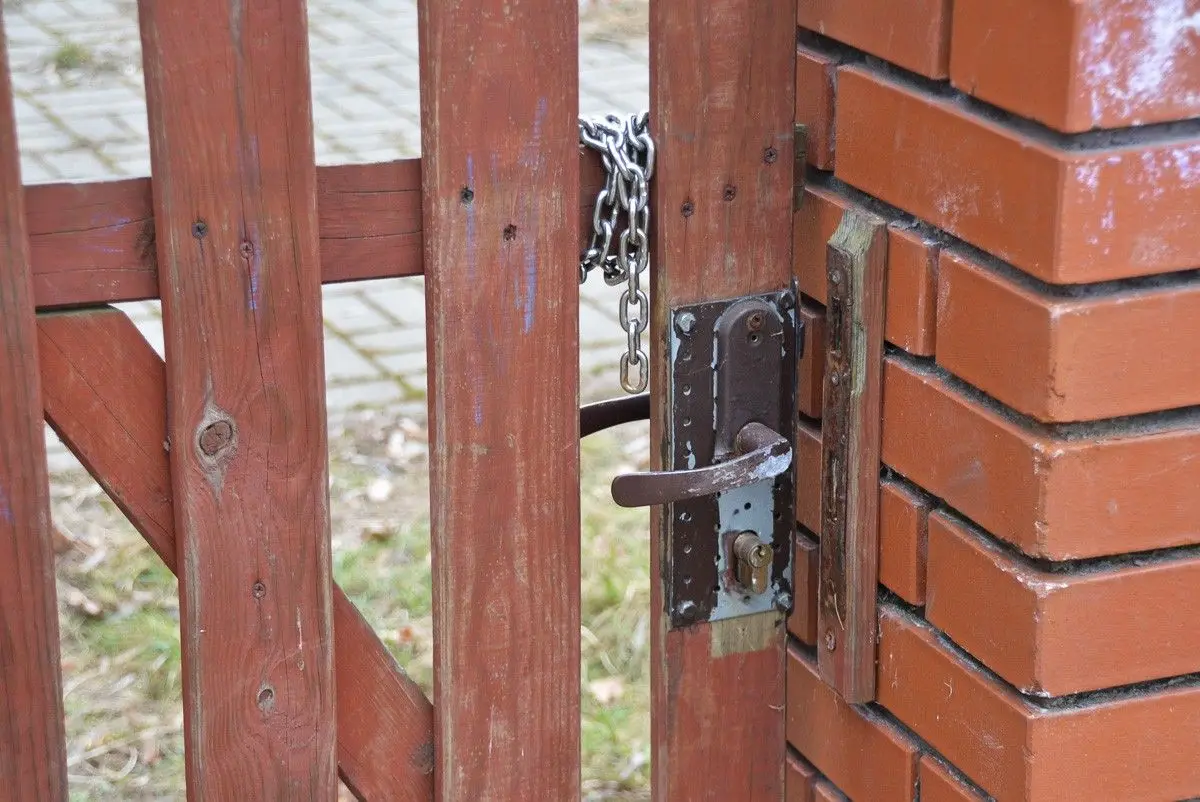 Plac zabaw przy al. Wojska Polskiego w Bolesławcu