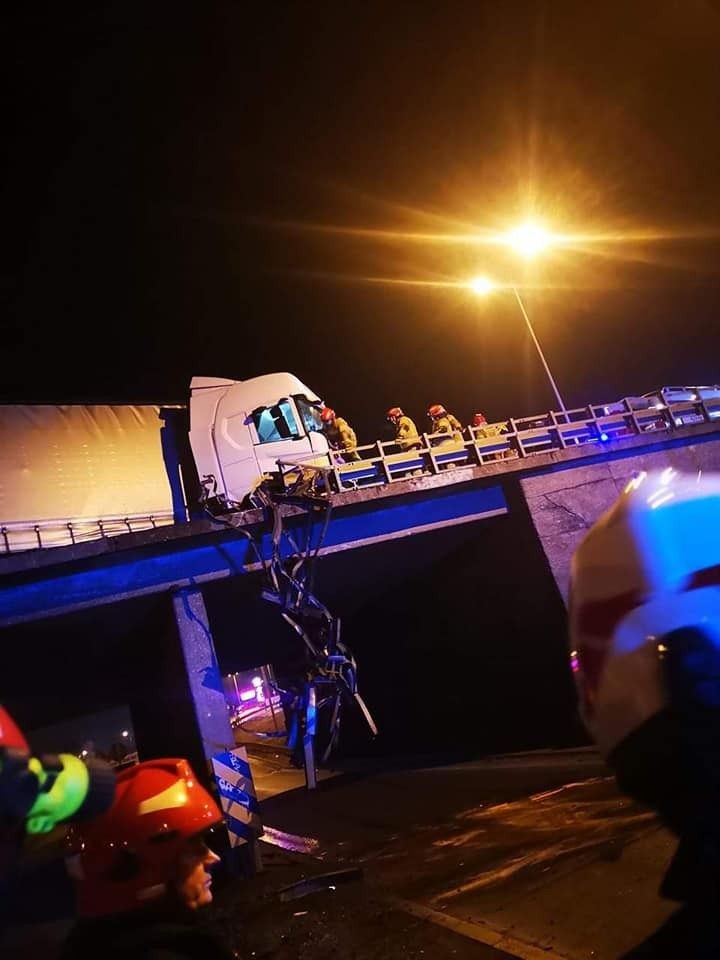 Akcja straży pożarnej na A4