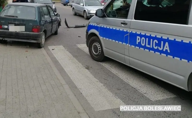 Kolizja przy ul. Starzyńskiego w Bolesławcu