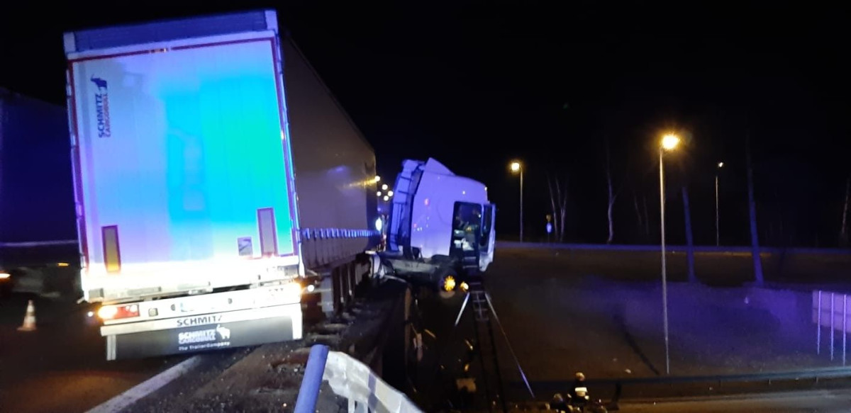 Akcja straży pożarnej na A4