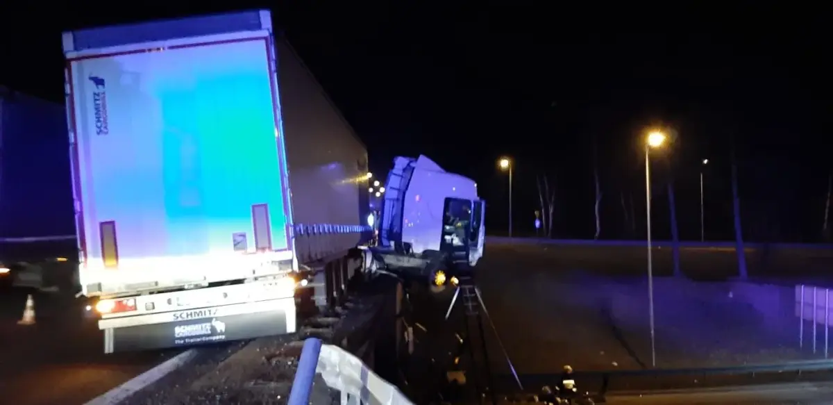 Akcja straży pożarnej na A4