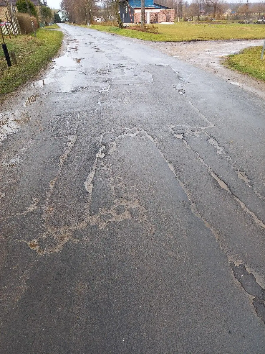Droga w Gościszowie