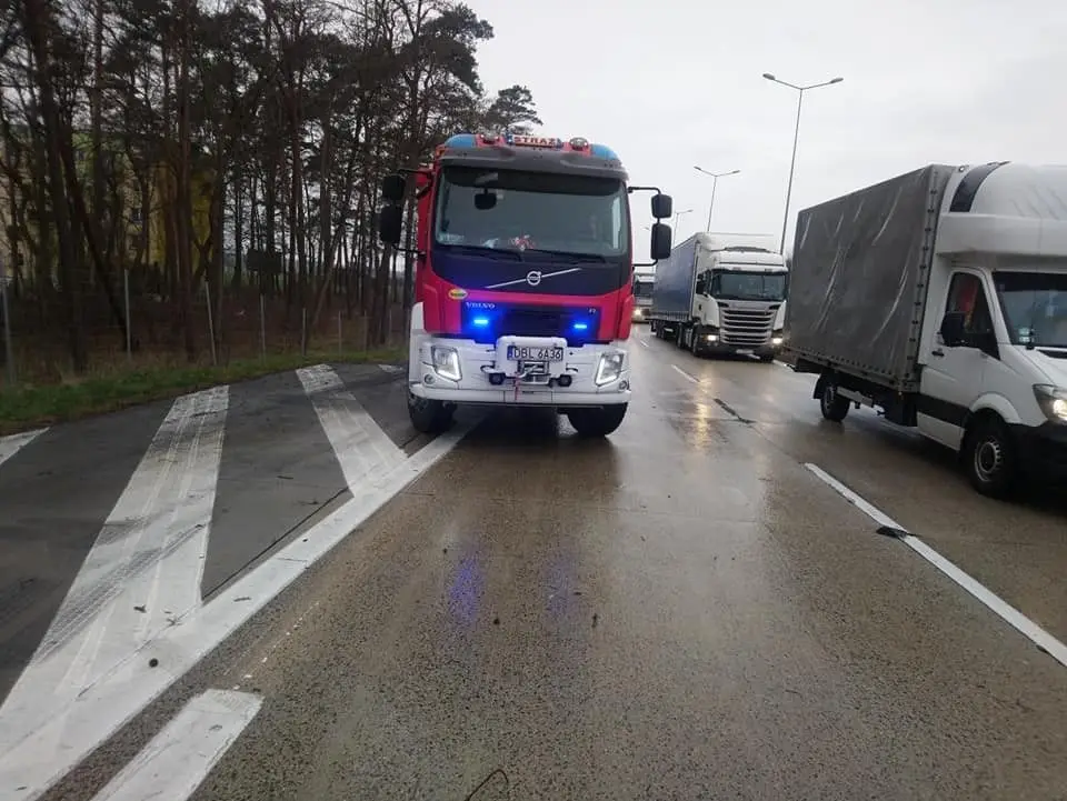Akcja straży pożarnej na A4