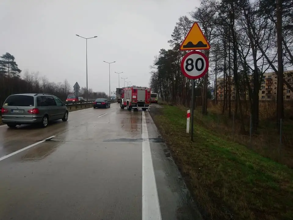 Akcja straży pożarnej na A4